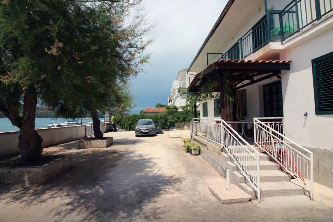 טיסנו Waterfront Apartments מראה חיצוני תמונה